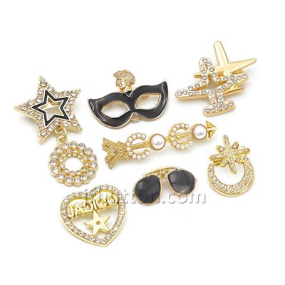 Broche met blazerzak