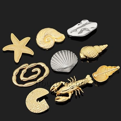 Metalen bikinislippers en ringen