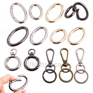 Draaibare karabijnhaken met sleutelhangers