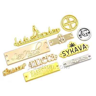 Kledinglabels met metalen label